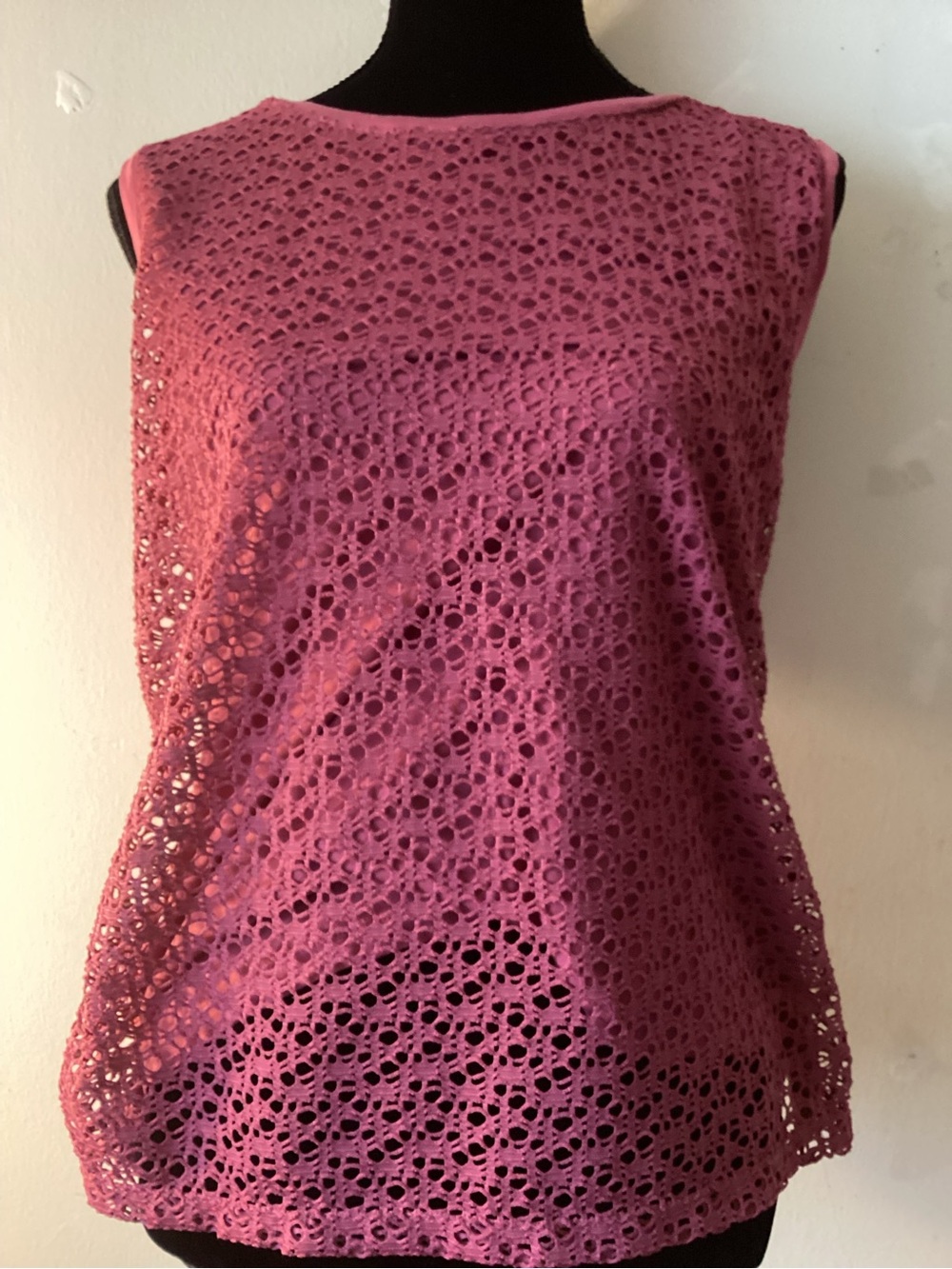 Knox Rose Pink Crochet Lace Sleeveless Top